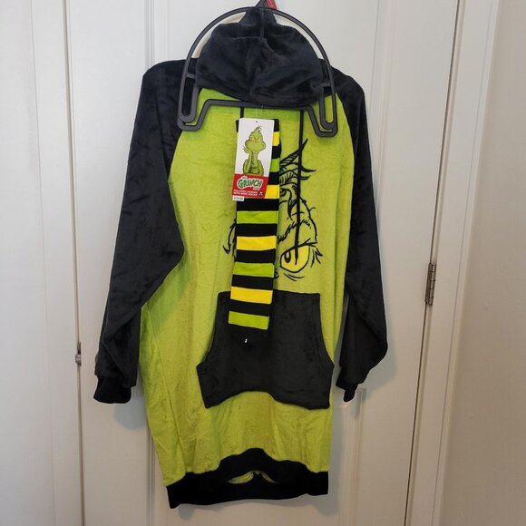 Dr. Seuss The Grinch Women’s Sleep Hoodie Lounger + Socks Set, Size - Medium NWT - Picture 4 of 7